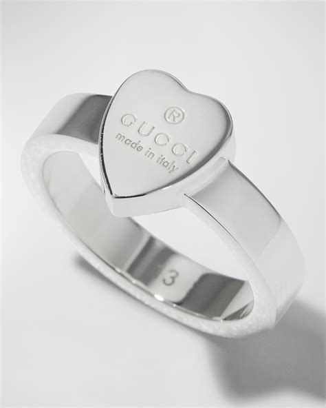 gucci engraved heart ring